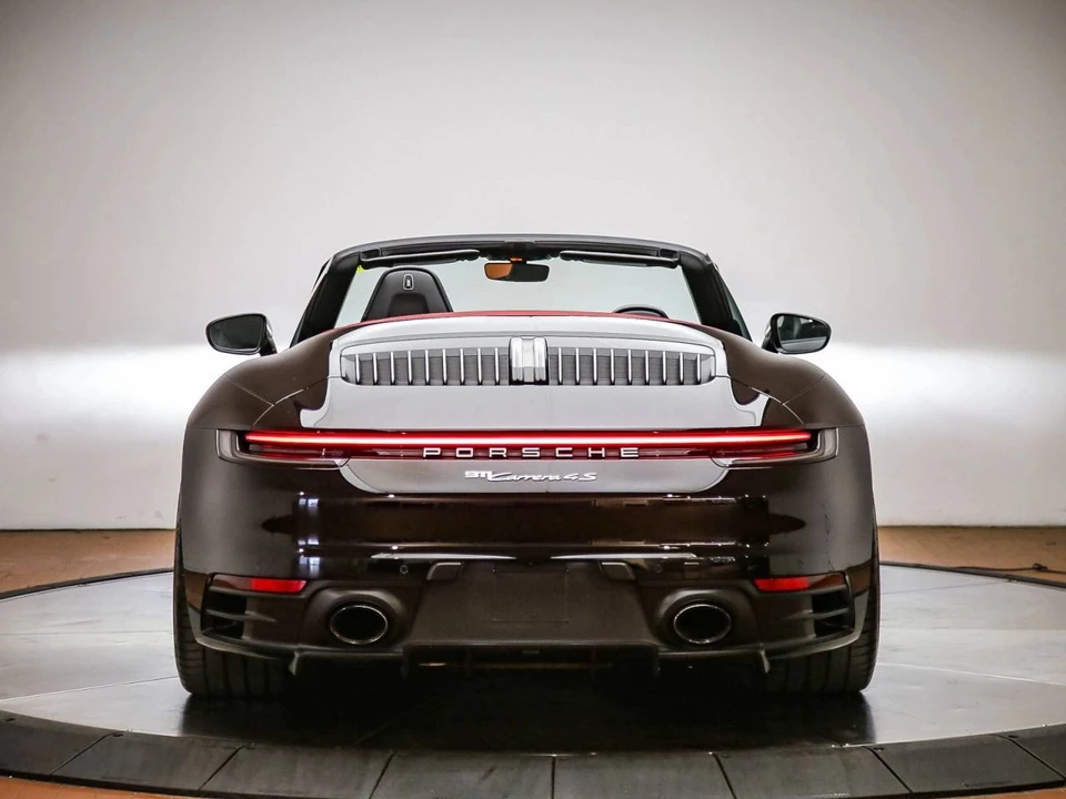 2022 Porsche 992 Carrera 4S - Image 4 of 5