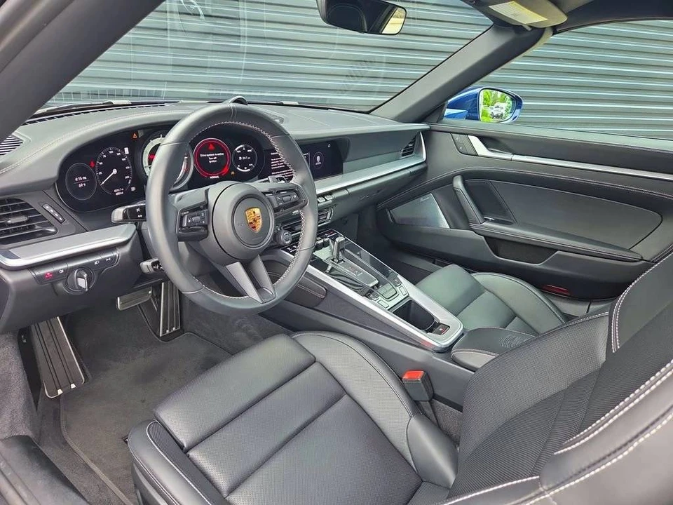 2022 Porsche 992 Carrera 4S - Image 4 of 5