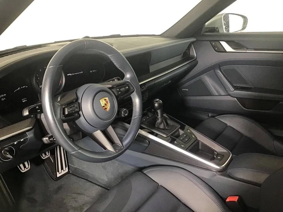 2022 Porsche 992 Carrera 4S - Image 4 of 5