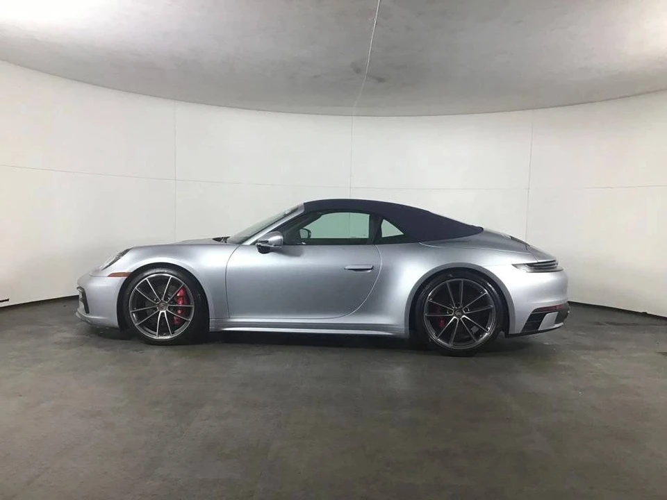 2022 Porsche 992 Carrera 4S - Image 2 of 5