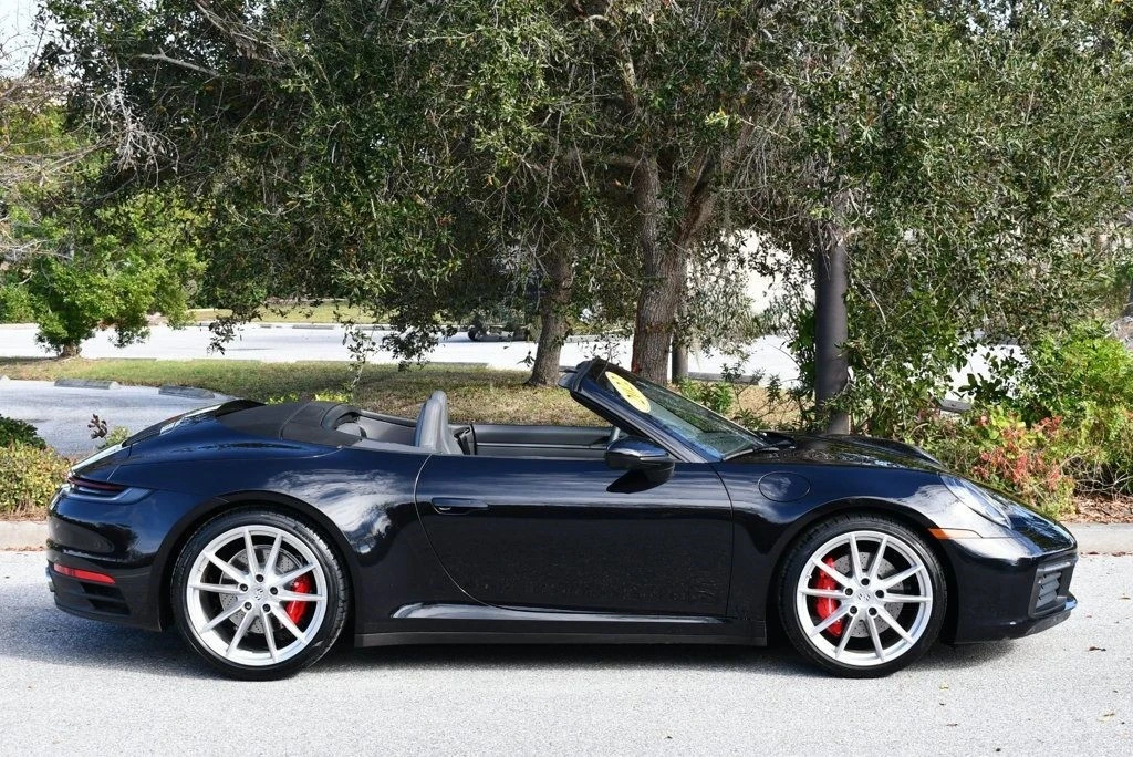 2022 Porsche 992 Carrera 4S - Image 7 of 12
