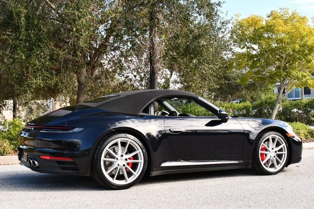 2022 Porsche 992 Carrera 4S - Image 6 of 12