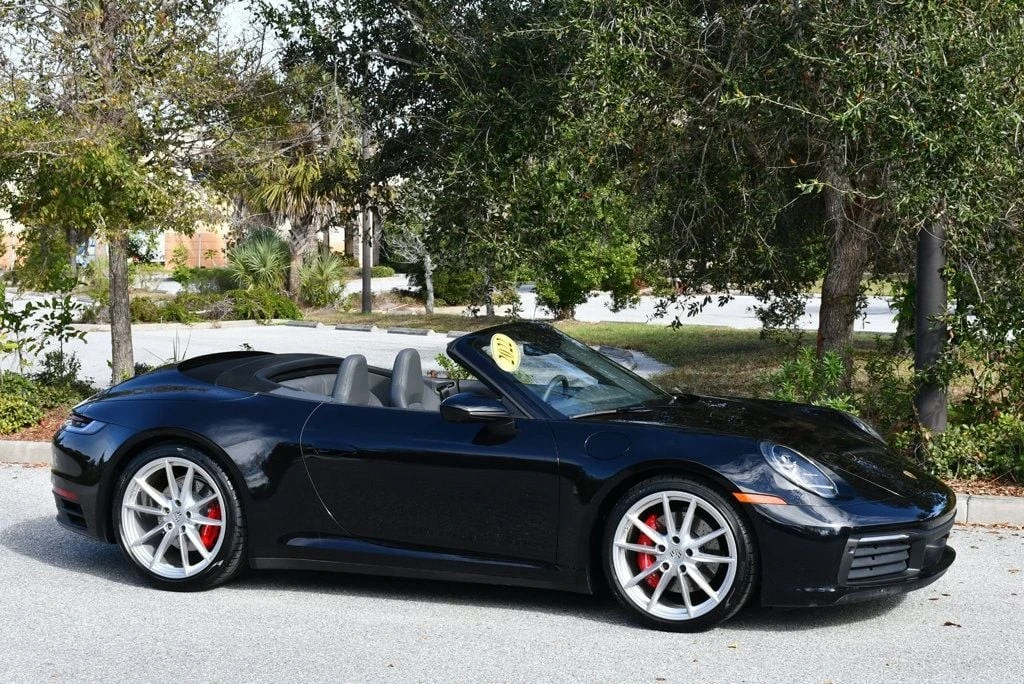 2022 Porsche 992 Carrera 4S - Image 8 of 12