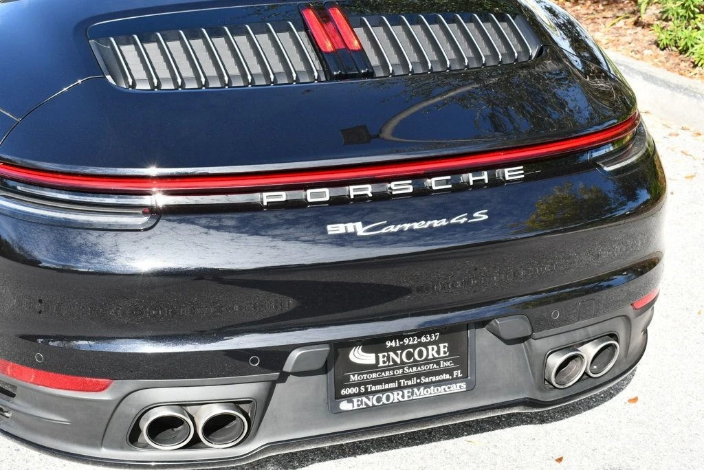 2022 Porsche 992 Carrera 4S - Image 10 of 21