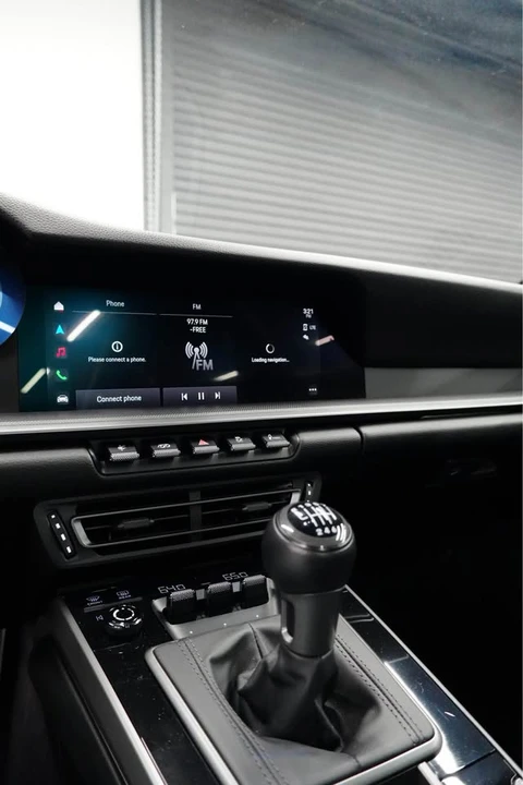 2022 Porsche 992 Carrera 4S - Image 11 of 20