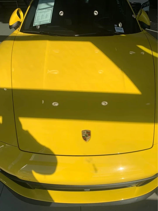 2022 Porsche 992 Carrera 4S - Image 3 of 9