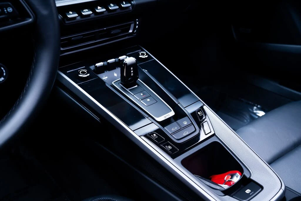 2022 Porsche 992 Carrera 4S - Image 13 of 25