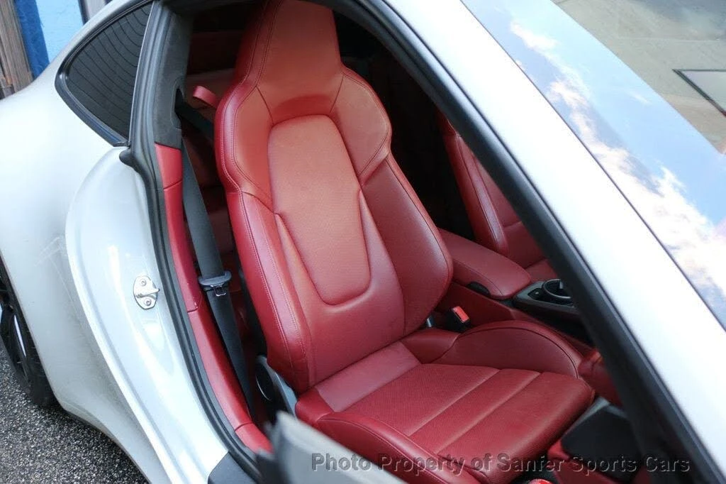 2022 Porsche 992 Carrera 4S - Image 24 of 31