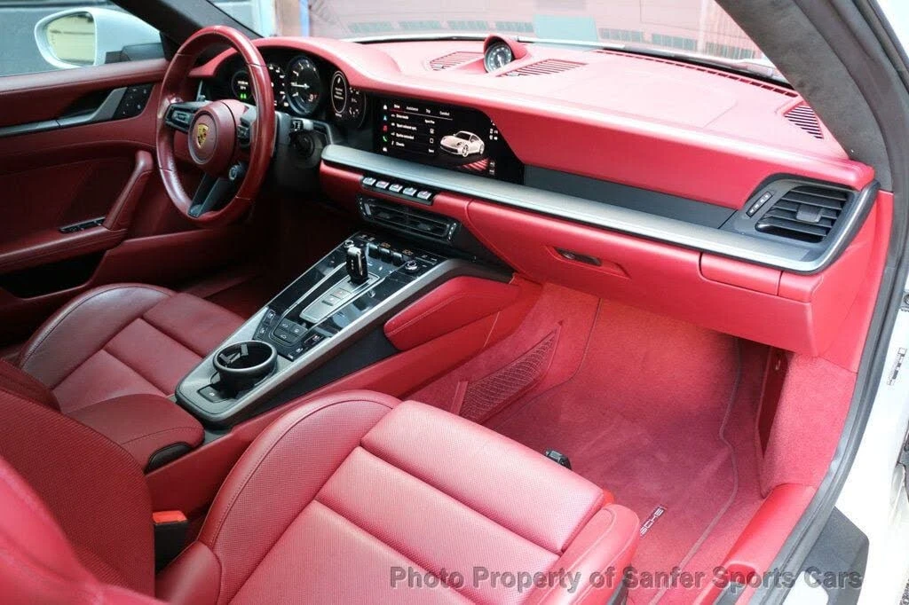 2022 Porsche 992 Carrera 4S - Image 20 of 31