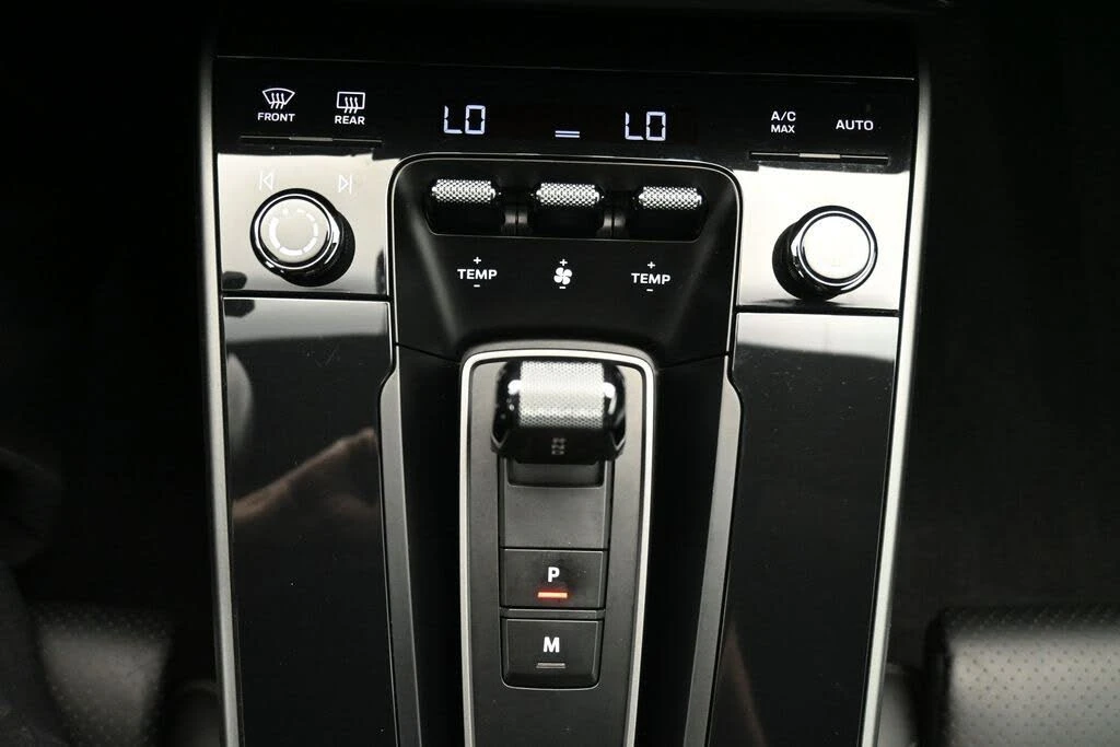 2022 Porsche 992 Carrera 4S - Image 19 of 31