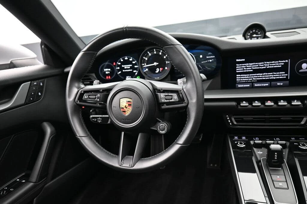 2022 Porsche 992 Carrera 4S - Image 11 of 31