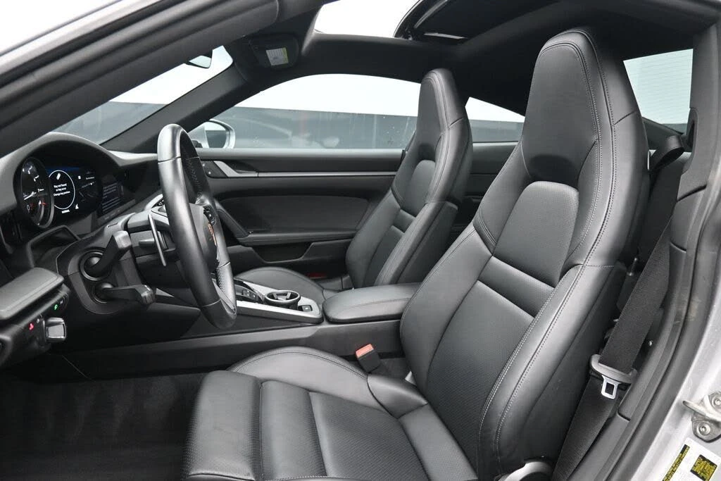 2022 Porsche 992 Carrera 4S - Image 10 of 31