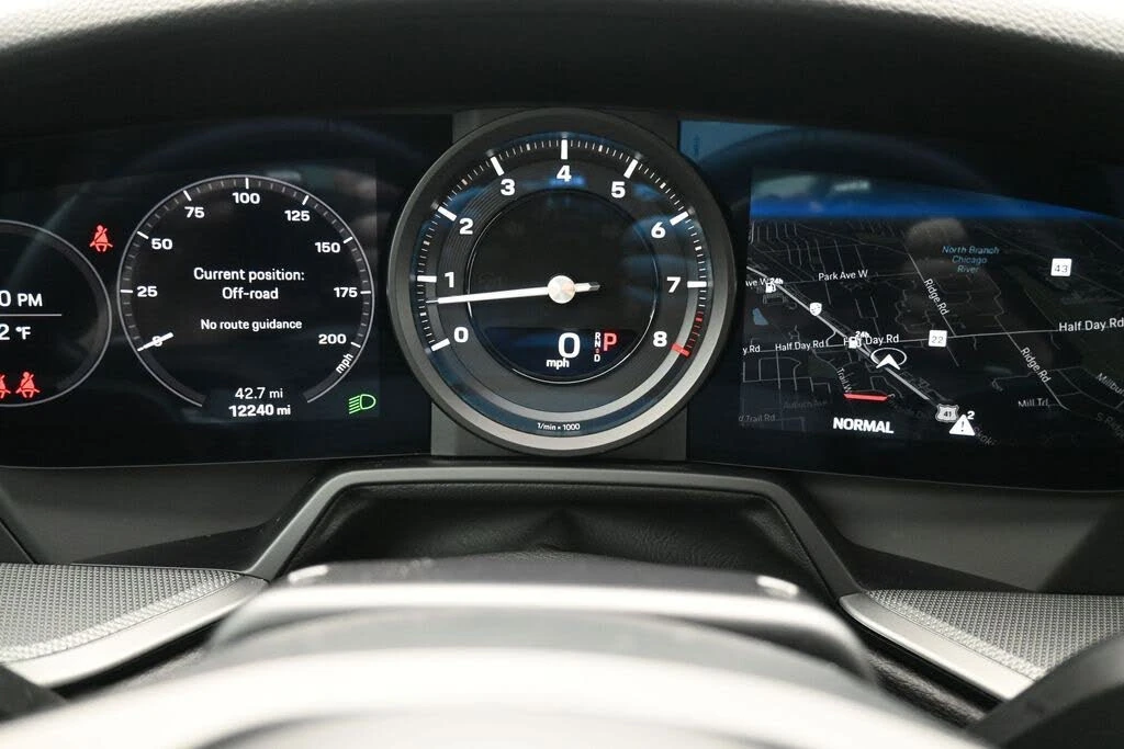 2022 Porsche 992 Carrera 4S - Image 12 of 31