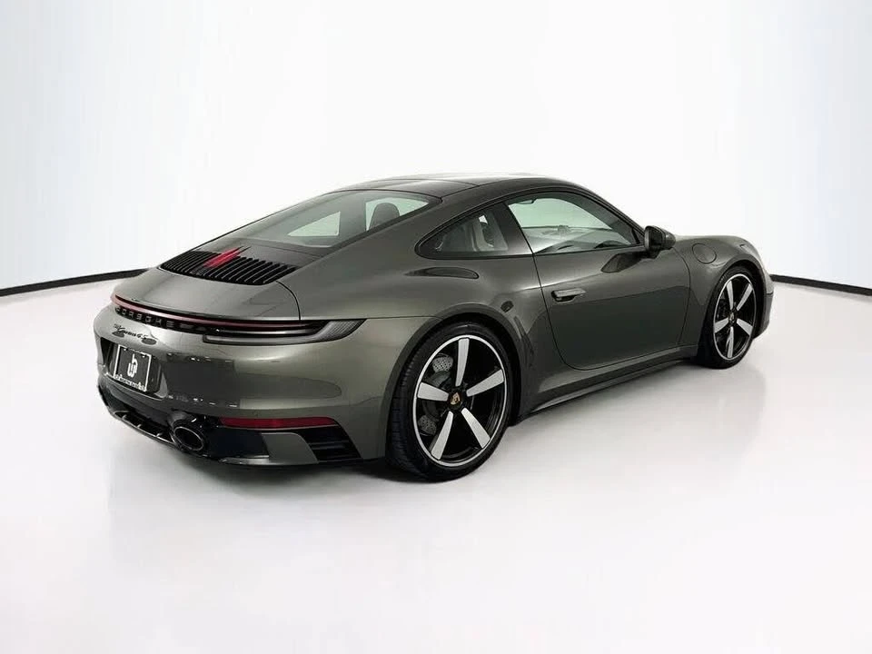 2022 Porsche 992 Carrera 4S - Image 5 of 20