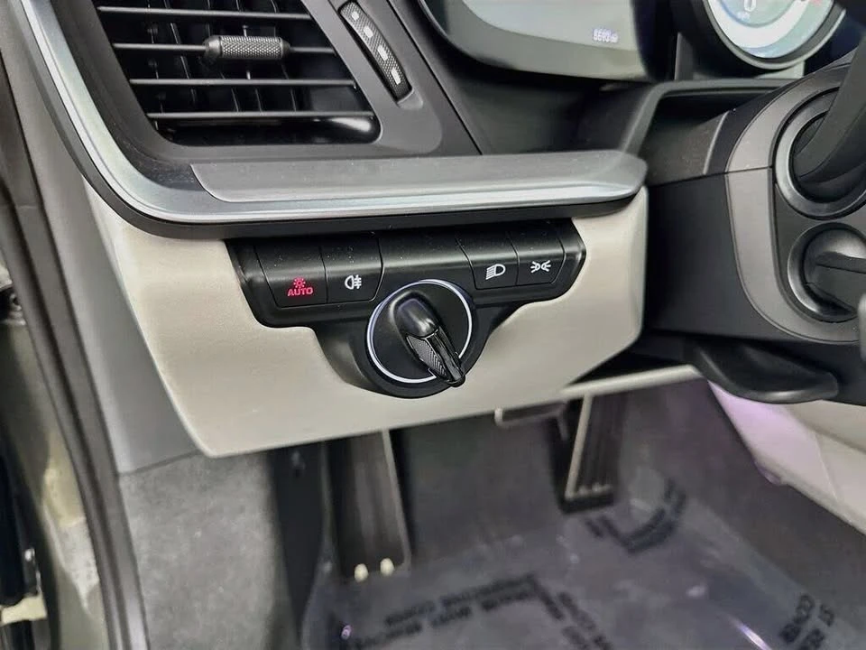 2022 Porsche 992 Carrera 4S - Image 10 of 20
