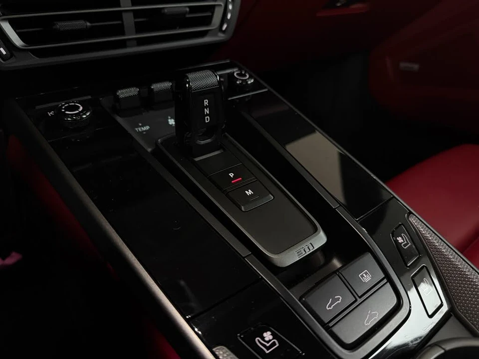 2022 Porsche 992 Carrera 4S - Image 18 of 31