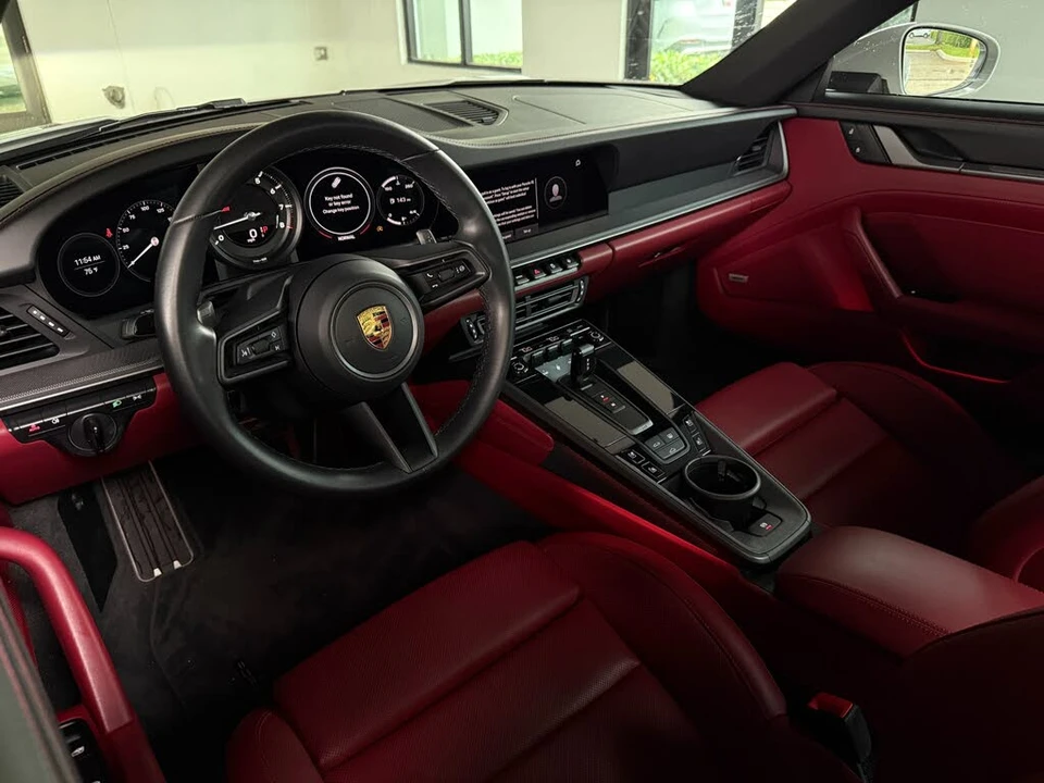 2022 Porsche 992 Carrera 4S - Image 30 of 31