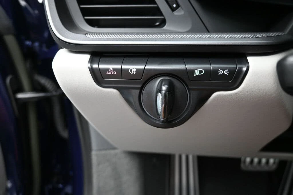 2022 Porsche 992 Carrera 4S - Image 21 of 31