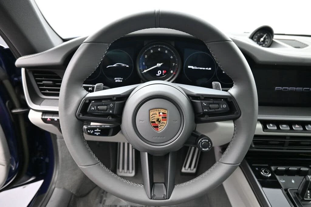 2022 Porsche 992 Carrera 4S - Image 7 of 31
