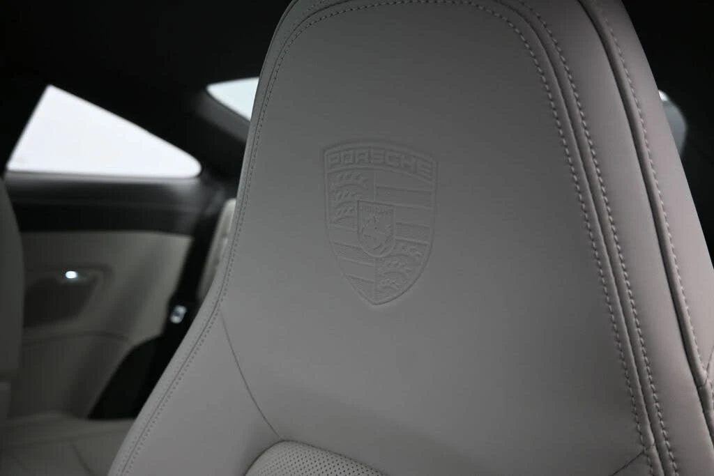2022 Porsche 992 Carrera 4S - Image 24 of 31