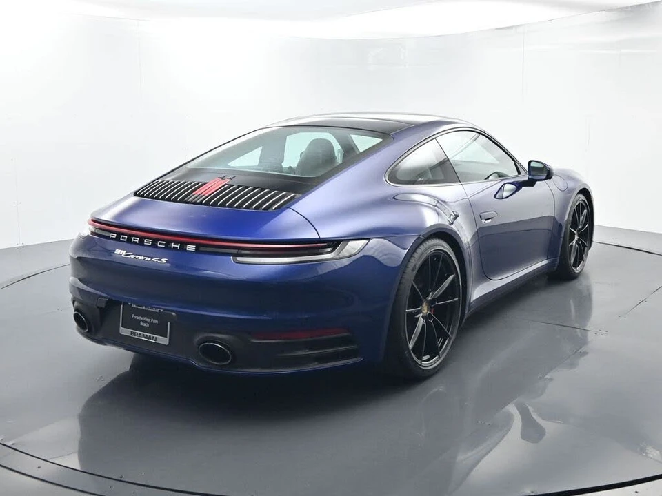 2022 Porsche 992 Carrera 4S - Image 14 of 31