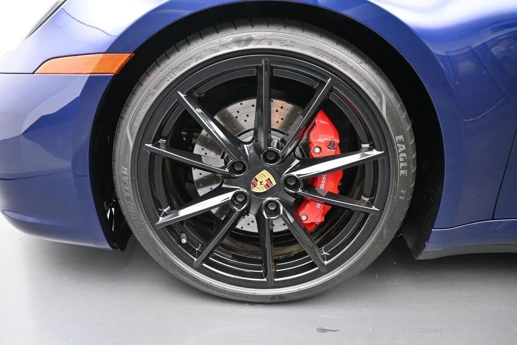 2022 Porsche 992 Carrera 4S - Image 27 of 31
