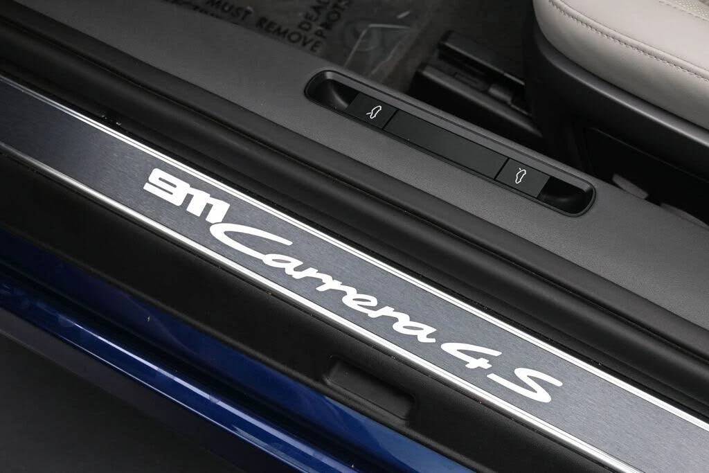 2022 Porsche 992 Carrera 4S - Image 26 of 31
