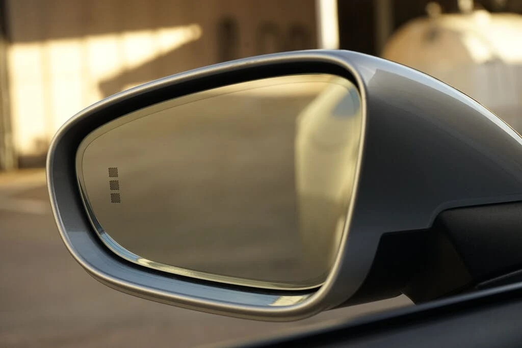 2022 Porsche 992 Carrera 4S - Image 23 of 31