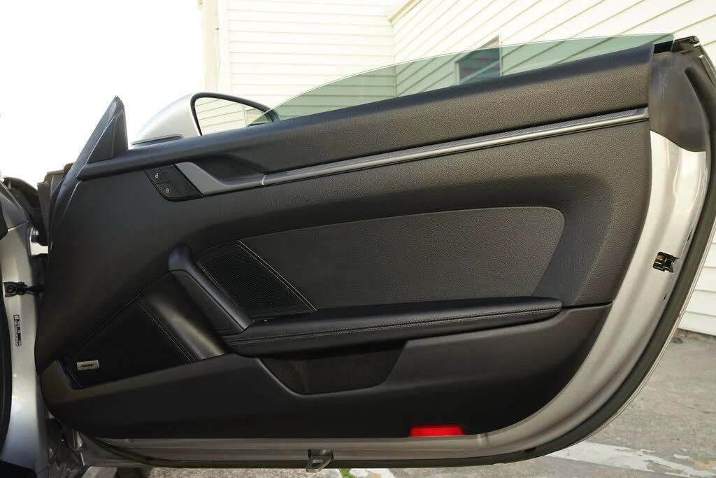 2022 Porsche 992 Carrera 4S - Image 25 of 31