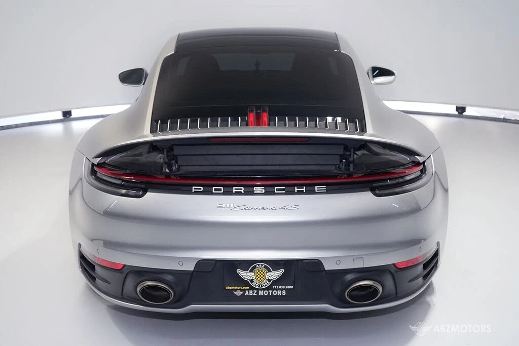 2022 Porsche 992 Carrera 4S - Image 8 of 31