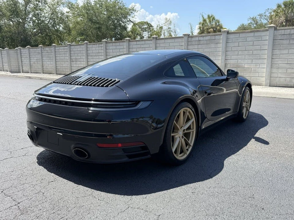 2022 Porsche 992 Carrera 4S - Image 6 of 31