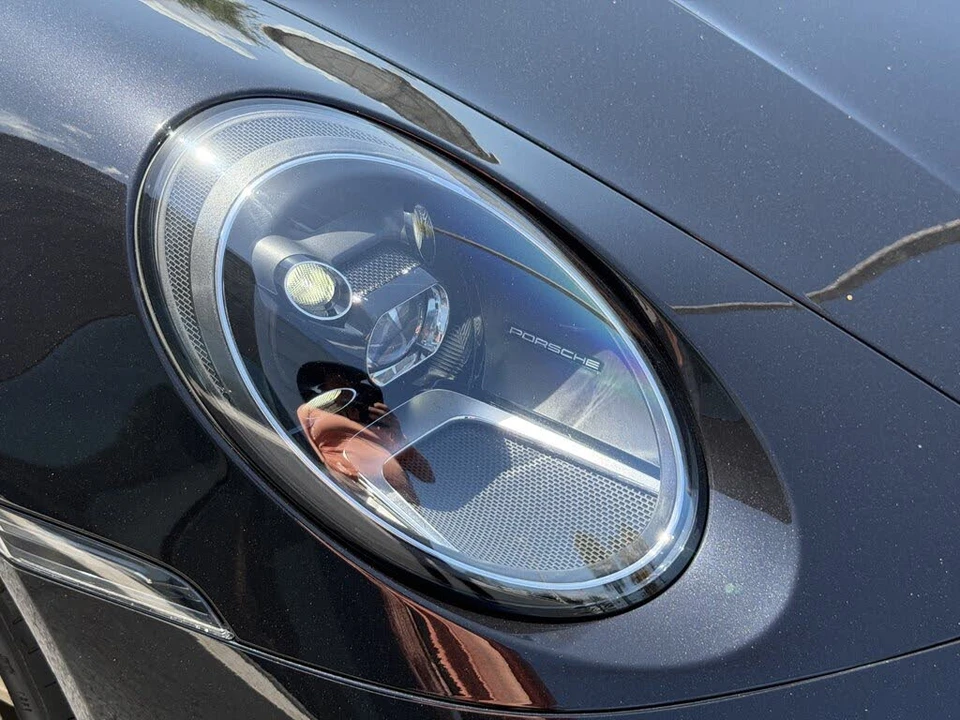 2022 Porsche 992 Carrera 4S - Image 13 of 31