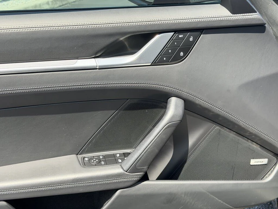2022 Porsche 992 Carrera 4S - Image 19 of 31