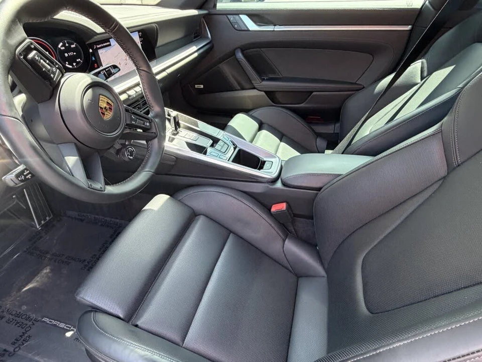2022 Porsche 992 Carrera 4S - Image 4 of 31
