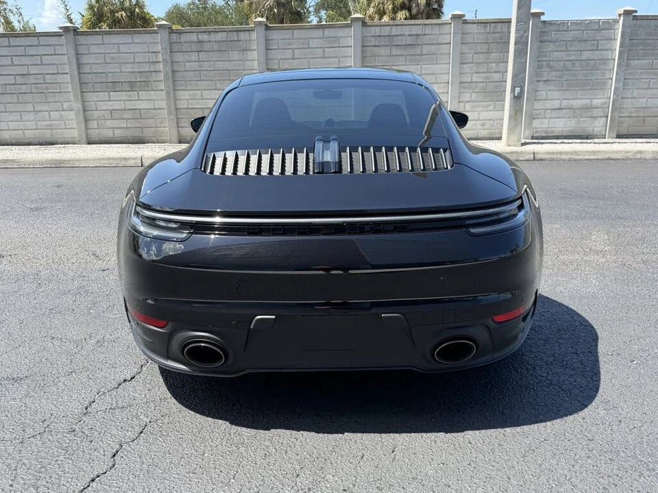 2022 Porsche 992 Carrera 4S - Image 12 of 31