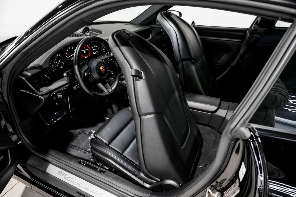 2022 Porsche 992 Carrera 4S - Image 21 of 31
