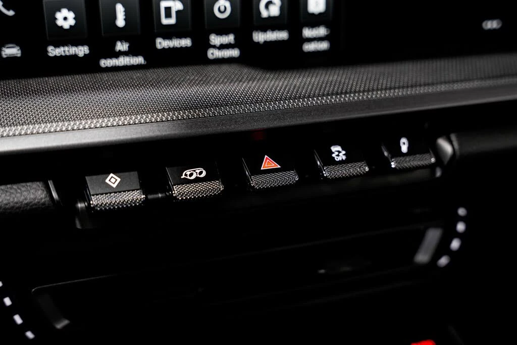 2022 Porsche 992 Carrera 4S - Image 14 of 31