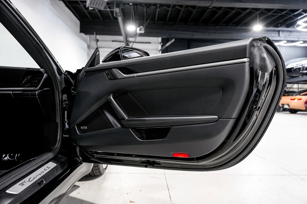 2022 Porsche 992 Carrera 4S - Image 26 of 31