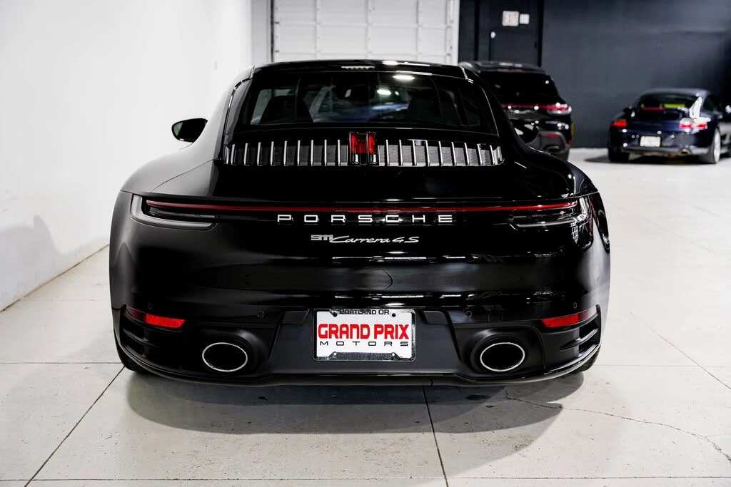 2022 Porsche 992 Carrera 4S - Image 4 of 31
