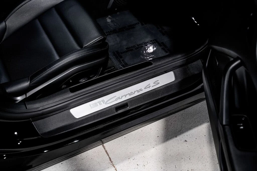2022 Porsche 992 Carrera 4S - Image 27 of 31