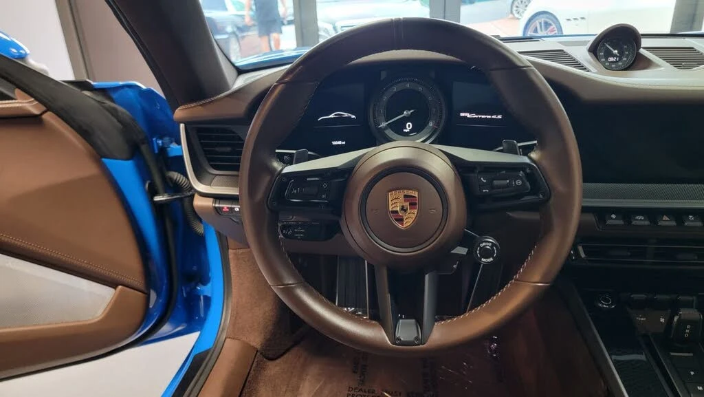 2022 Porsche 992 Carrera 4S - Image 11 of 17