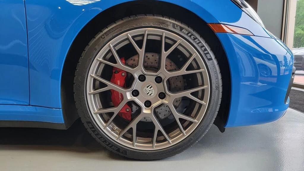 2022 Porsche 992 Carrera 4S - Image 14 of 17