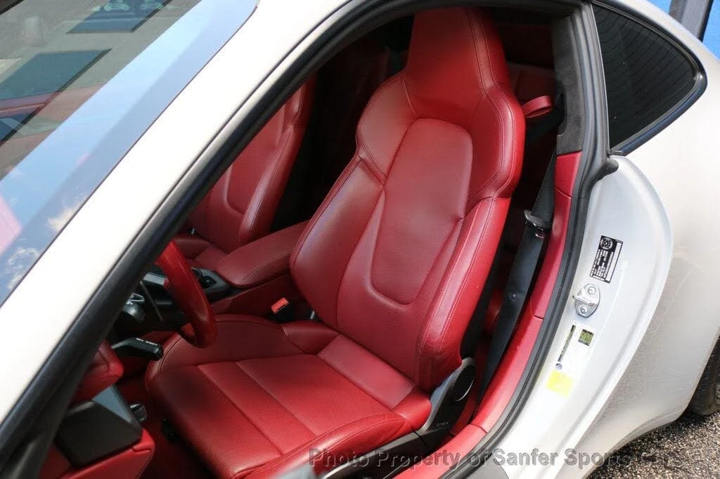 2022 Porsche 992 Carrera 4S - Image 22 of 31