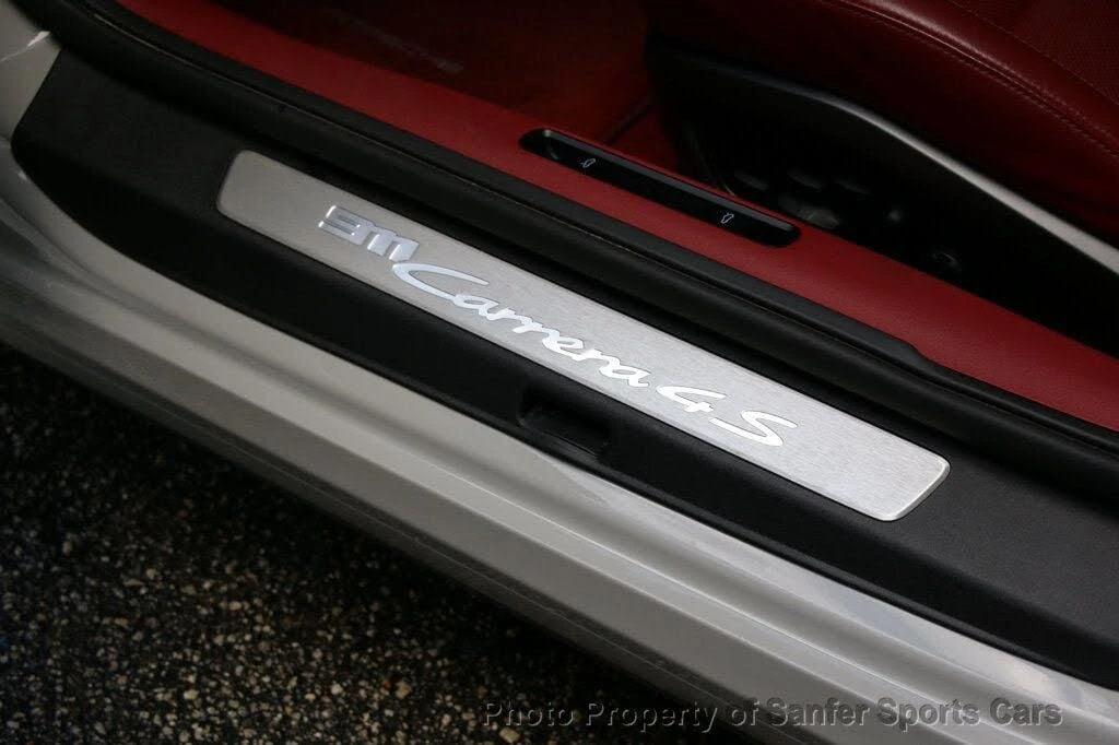 2022 Porsche 992 Carrera 4S - Image 29 of 31
