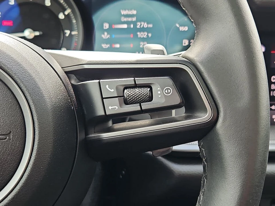 2022 Porsche 992 Carrera 4S - Image 24 of 30