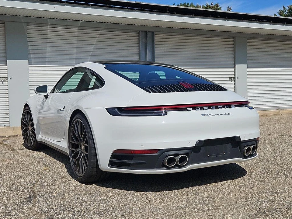 2022 Porsche 992 Carrera 4S - Image 3 of 31