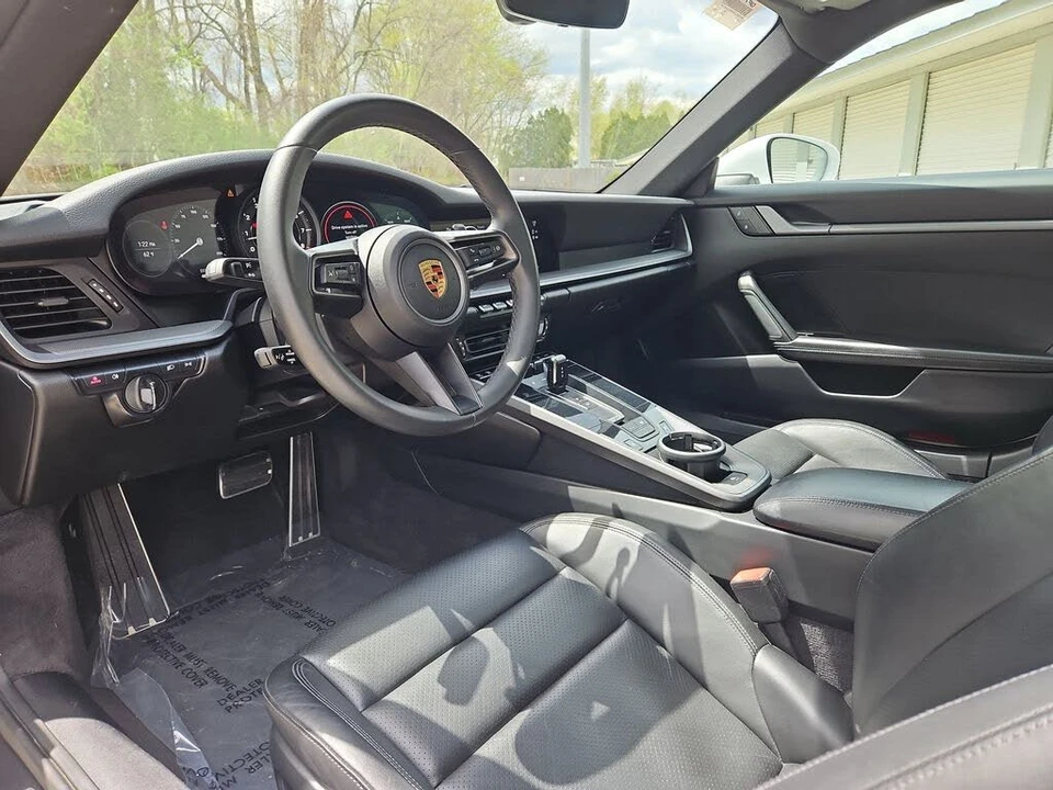 2022 Porsche 992 Carrera 4S - Image 4 of 30