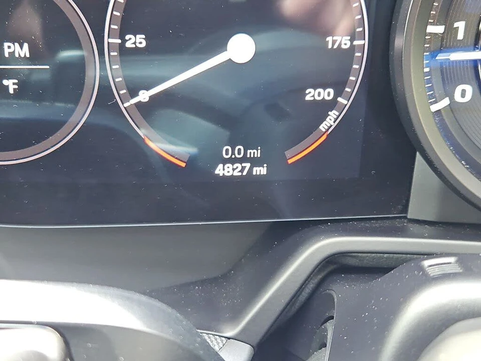 2022 Porsche 992 Carrera 4S - Image 13 of 30