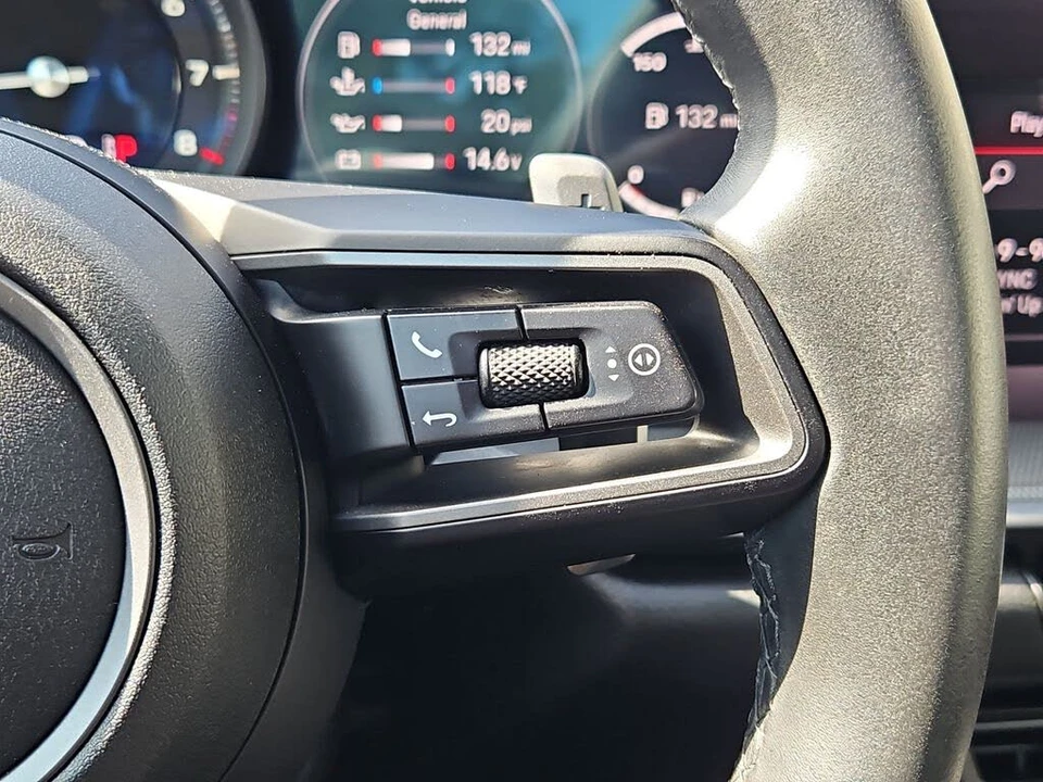 2022 Porsche 992 Carrera 4S - Image 24 of 31