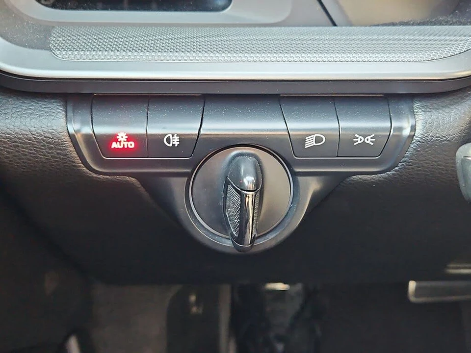 2022 Porsche 992 Carrera 4S - Image 22 of 31